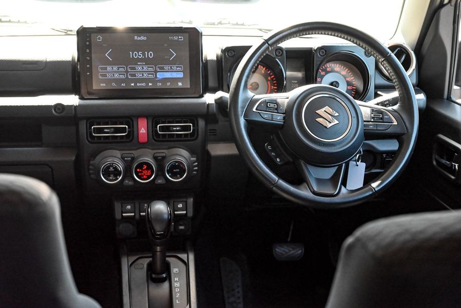 2022 Suzuki Jimny GLX Auto 4x4 Photo 10