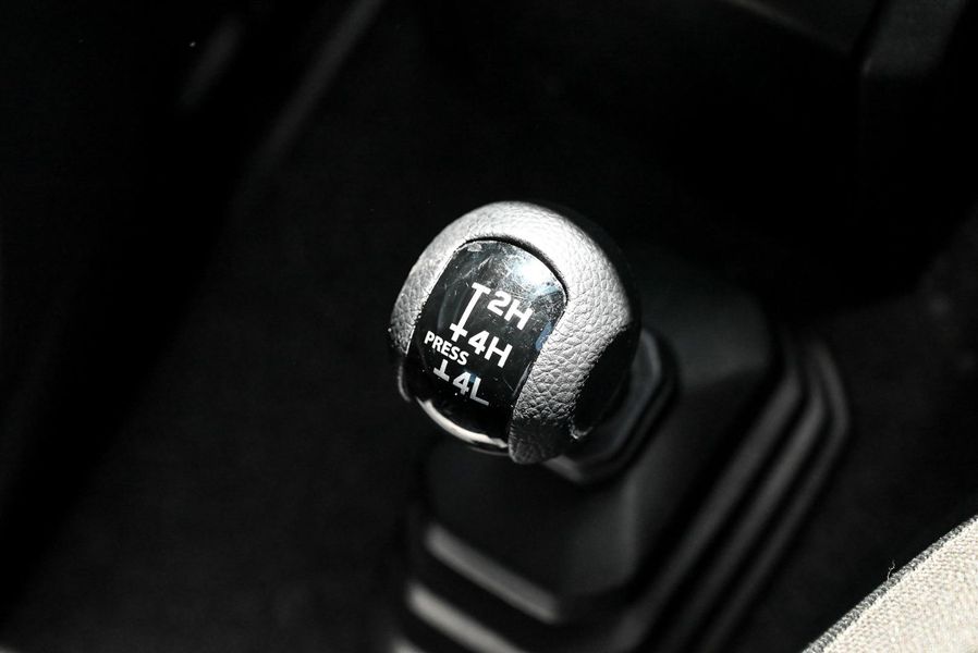 2022 Suzuki Jimny GLX Auto 4x4 Photo 18