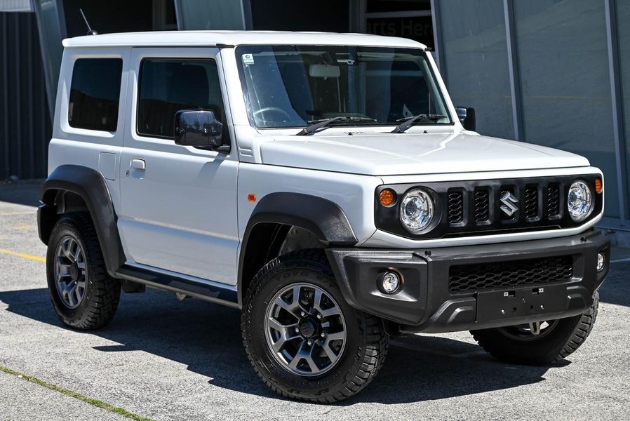 2022 Suzuki Jimny GLX Auto 4x4 Photo 1