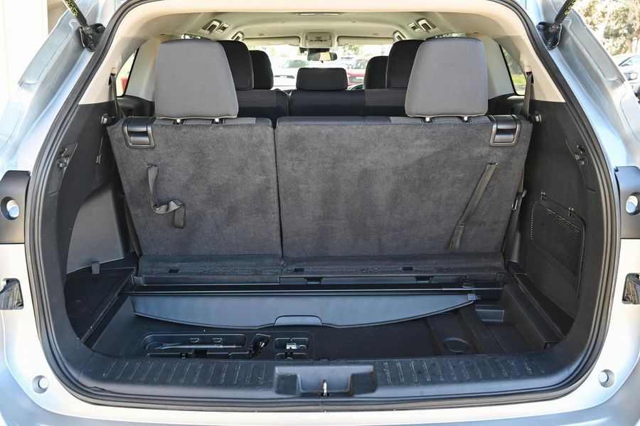 2023 Toyota Kluger GX Auto eFour Photo 12