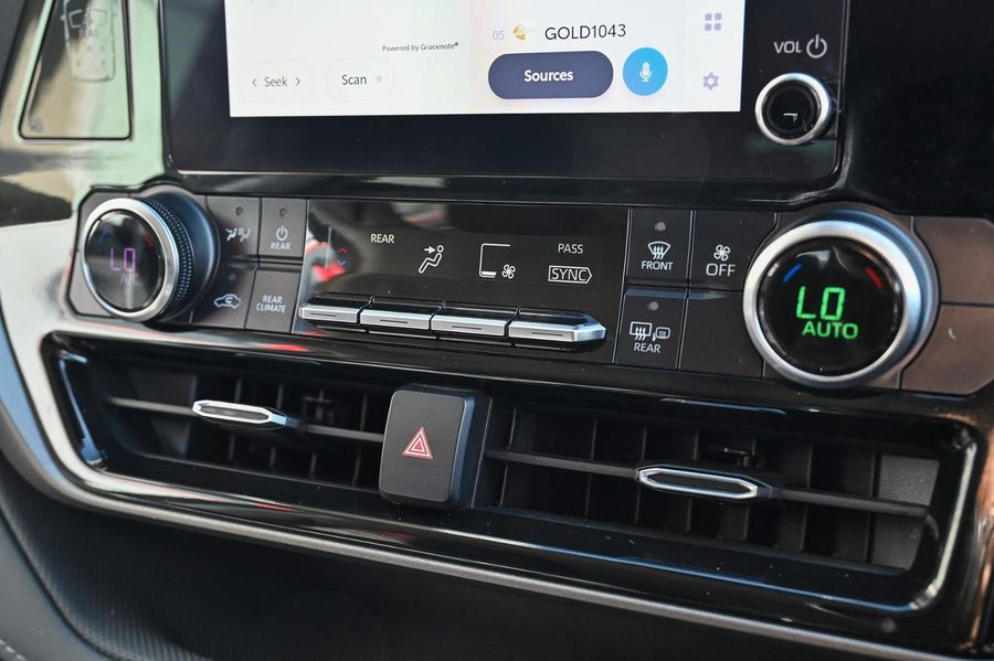 2023 Toyota Kluger GX Auto eFour Photo 19